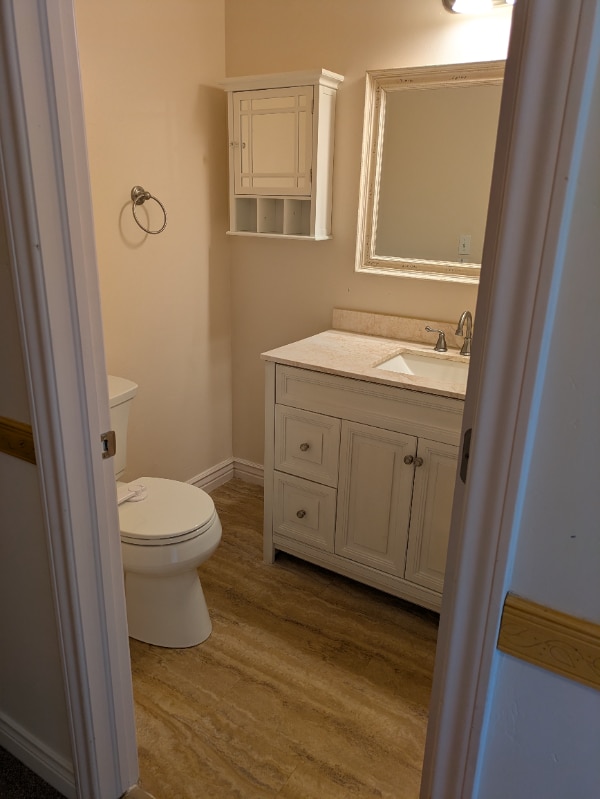 Building Photo - 1591 Roseanna Dr