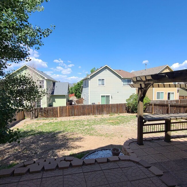 Building Photo - 6316 Riverdale Dr