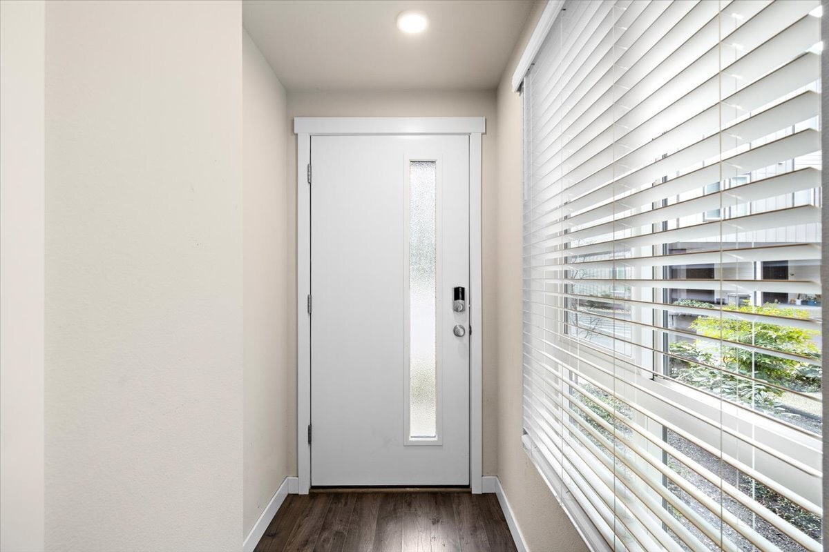 Building Photo - 9612 19th Ave SE