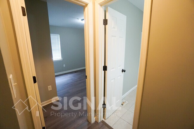 Building Photo - 112 Timberleaf Cir