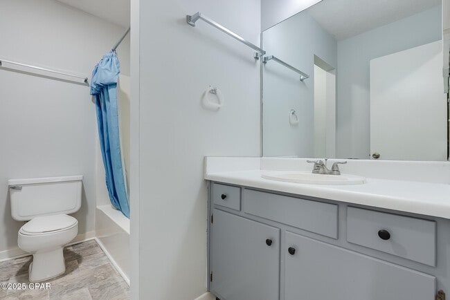 Building Photo - 505 Palermo Rd