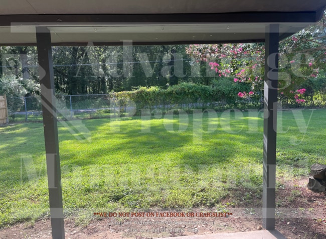 Building Photo - 127 Oaklawn Dr