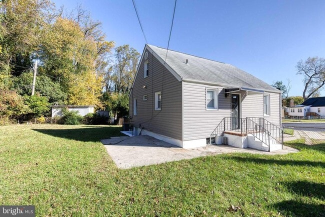 Building Photo - 2103 Southern Ave