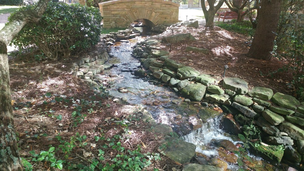 Green Space - 10 Perimeter Summit Blvd