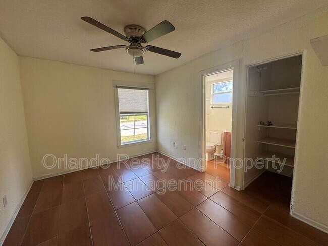 Building Photo - 636 Columbia St