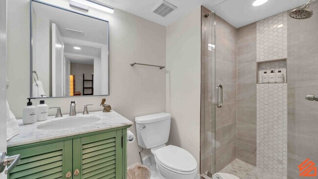 Building Photo - 925 Whelk Ct