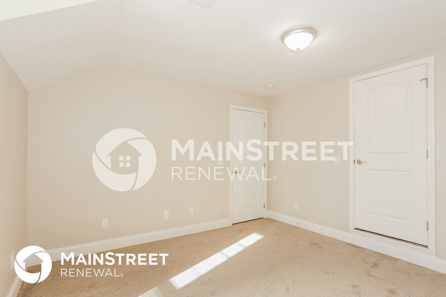 Building Photo - 7013 Edon Hall Way