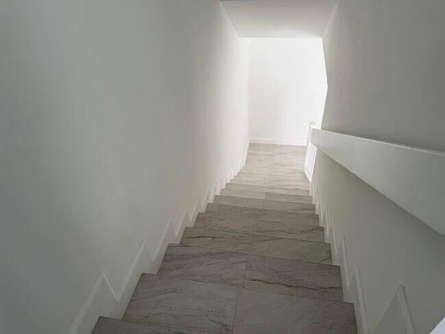 Building Photo - 1403 Wharf Ln