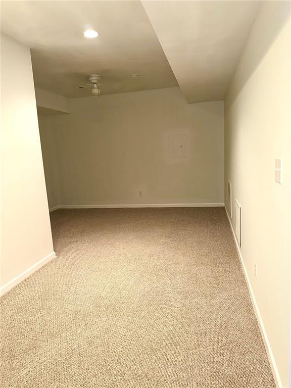 Building Photo - 105 Kellens Ct