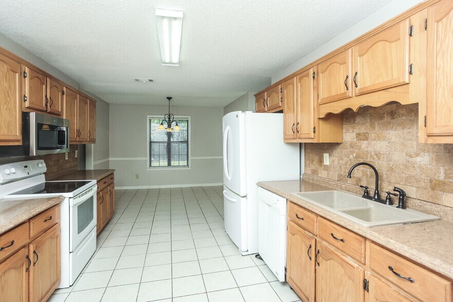 Building Photo - 3449 Crossing Cove