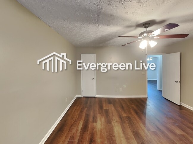 Building Photo - 803 Durham Trail