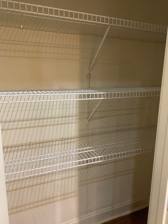 Building Photo - Eagles Landing 4 Bedroom Available for Fall 2026!!