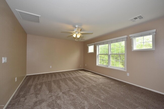 Building Photo - 4757 E Woodside Way