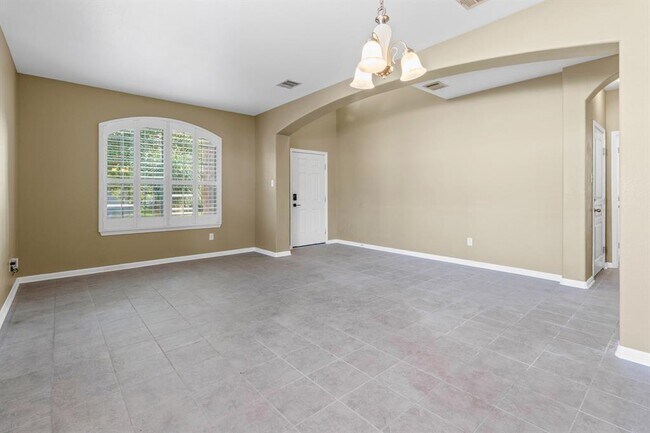 Building Photo - 4209 Rolling Water Dr