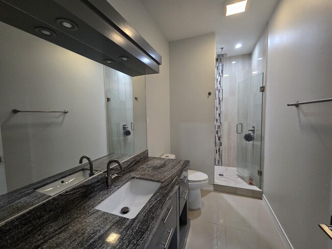 Building Photo - 2712 Corsican Ln