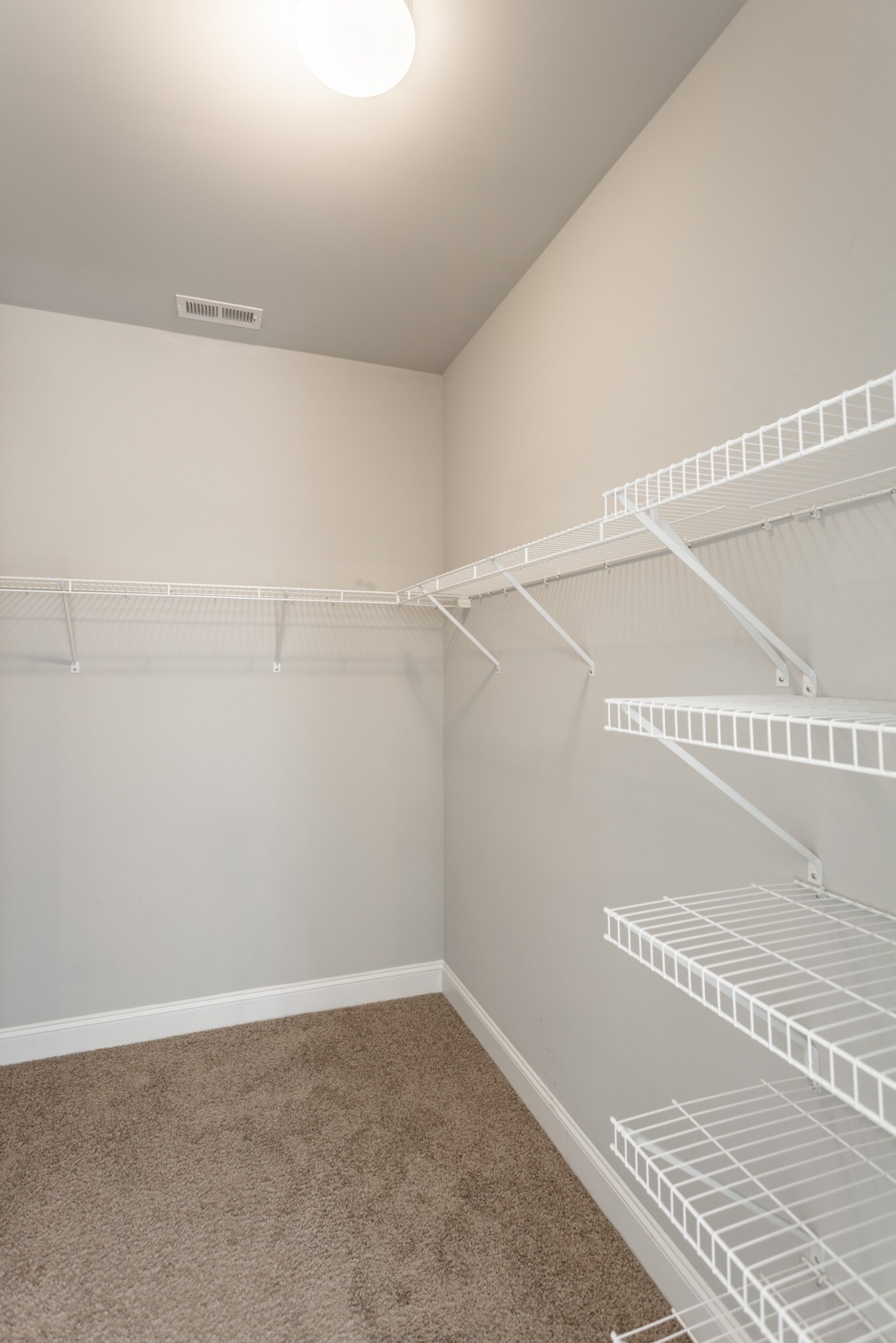 Building Photo - 308 River Rock Dr