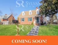 Building Photo - Classic amenities with modern convenience