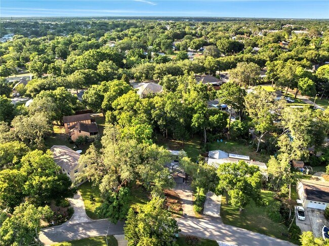 Building Photo - 7043 Carlene Dr