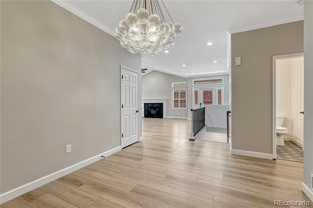 Building Photo - 9885 Greensview Cir