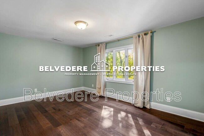 Building Photo - 4103 Oak Hollow Dr