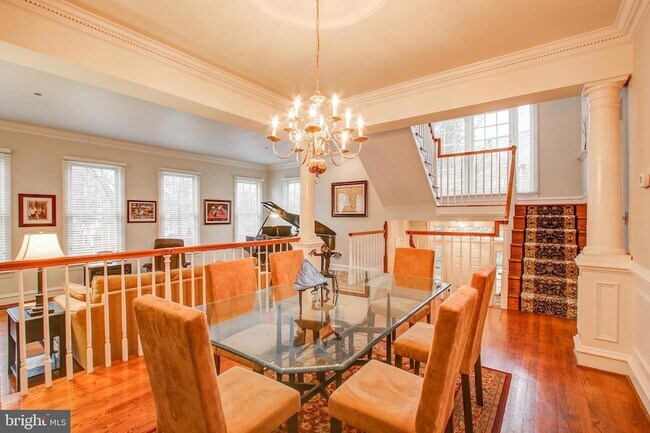 Building Photo - 9700 Whitley Park Pl