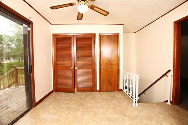 Building Photo - 437 Hillcrest Ct N