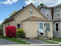 Building Photo - 74 Cloverdale Ave