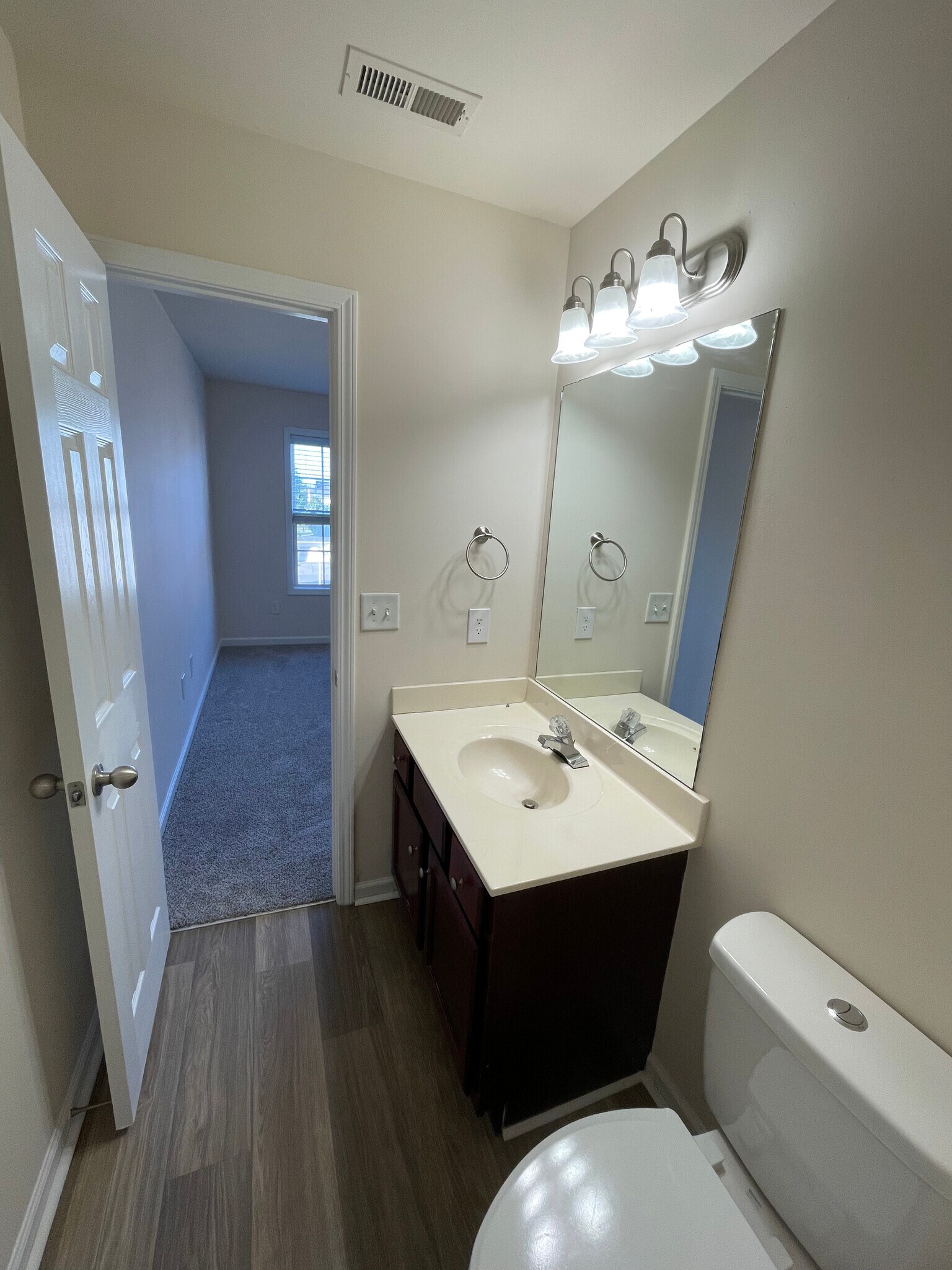 Building Photo - 4007 Clinton Ln