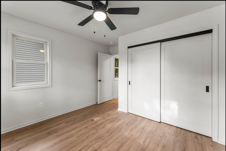 Building Photo - 2507 1st Ave S