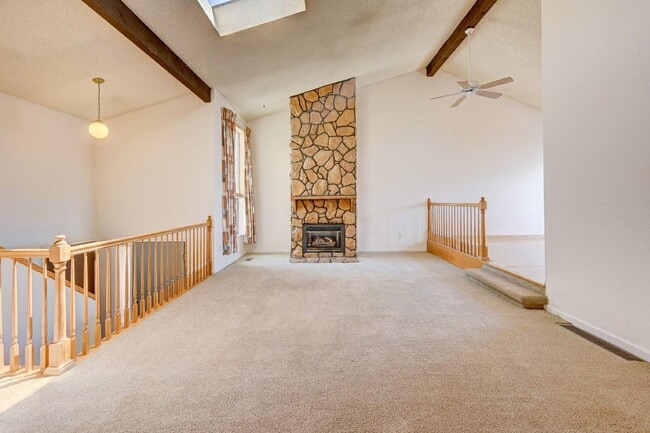 Building Photo - $1,995.95, 2 Bed, 2 Bath Townhome in Lakewood with Central AC and In Unit Laundry!