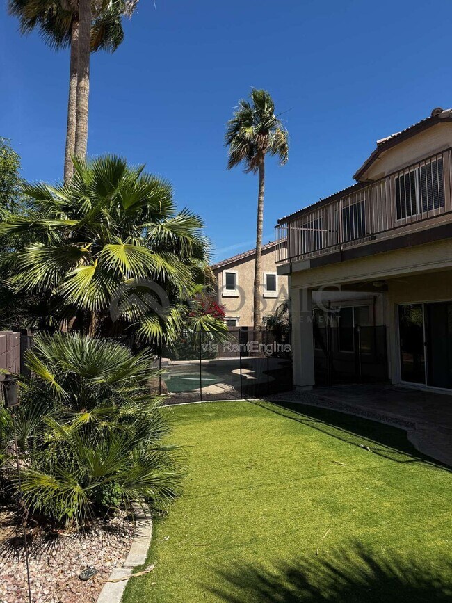 Building Photo - 3356 E Mayberry Ave