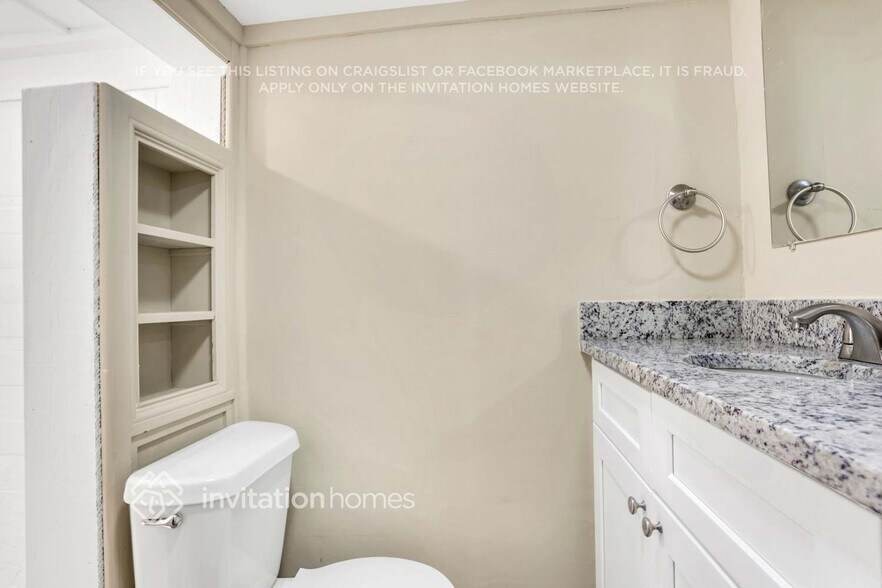 Building Photo - 6286 David Ln SW