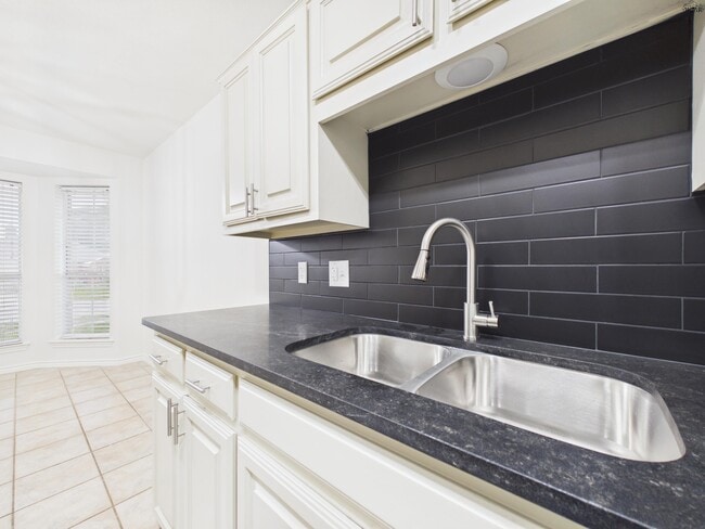 Building Photo - 5213 Air Force Dr