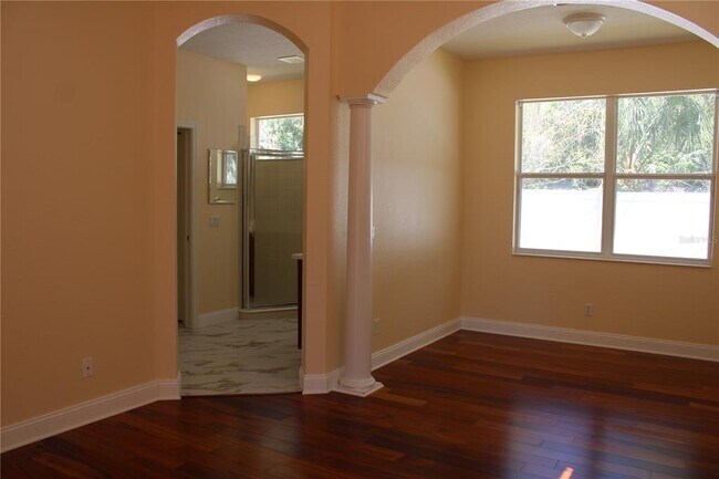 Building Photo - 7803 33rd St E