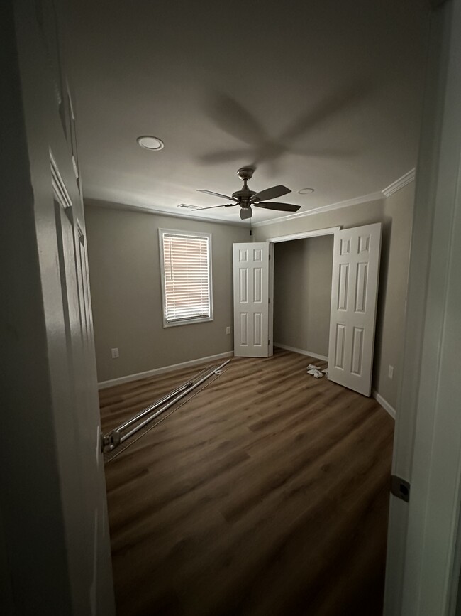 Building Photo - 4916 Palomino Dr