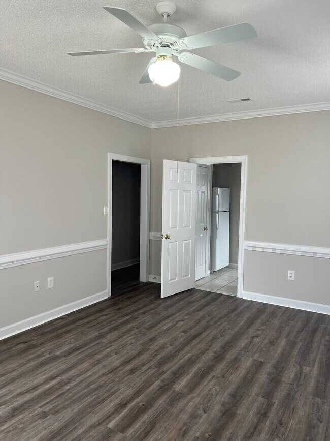 Building Photo - 3308 Whitlock Dr N