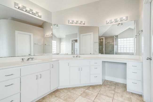 Building Photo - 3438 Rolgom Pl Ct