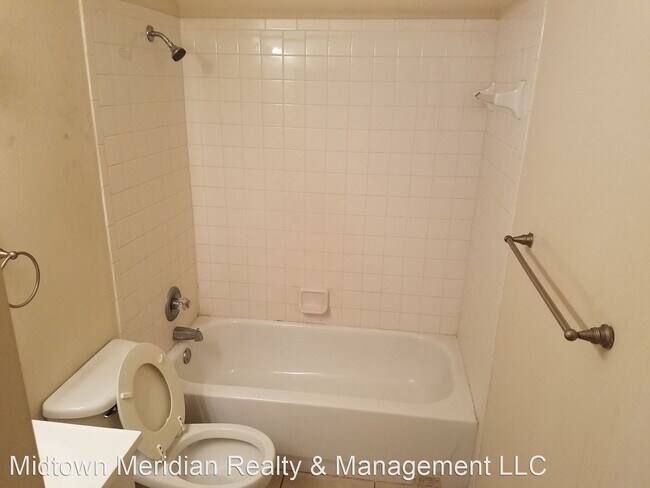Building Photo - 2 br, 2 bath House - 1322 Burgess Dr
