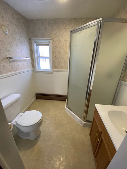 Building Photo - 43 Lafayette St