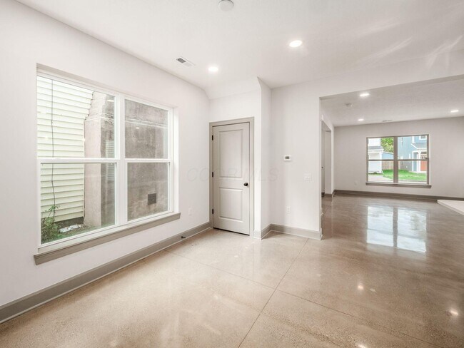 Building Photo - 166 Wisconsin Ave