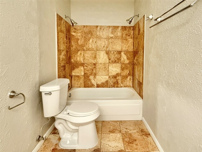 Building Photo - 30430 Arborg Dr