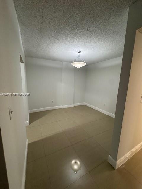 Building Photo - 6130 W 19th Ave