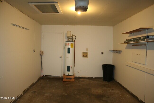 Building Photo - 8901 E Waco Ct