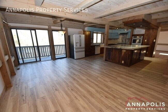 Building Photo - 1810 View Top Ct