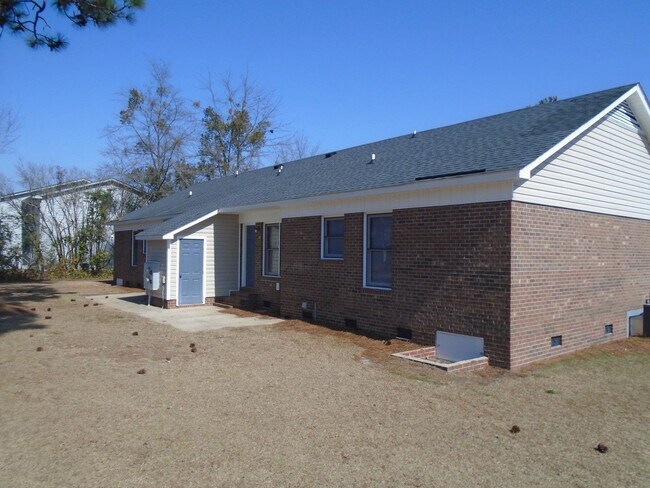 Building Photo - Timberlake