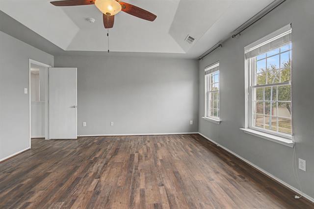 Building Photo - 5016 Meridian Ln