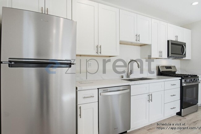 Building Photo - 290 E Marker St