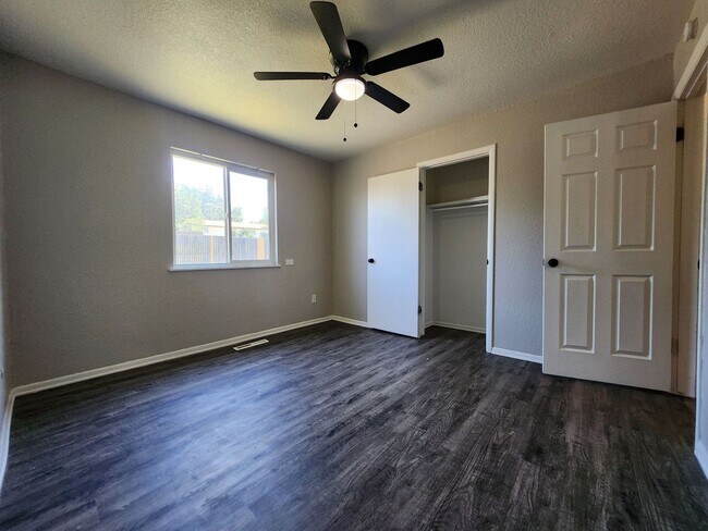 Building Photo - 4307 Ericson Dr