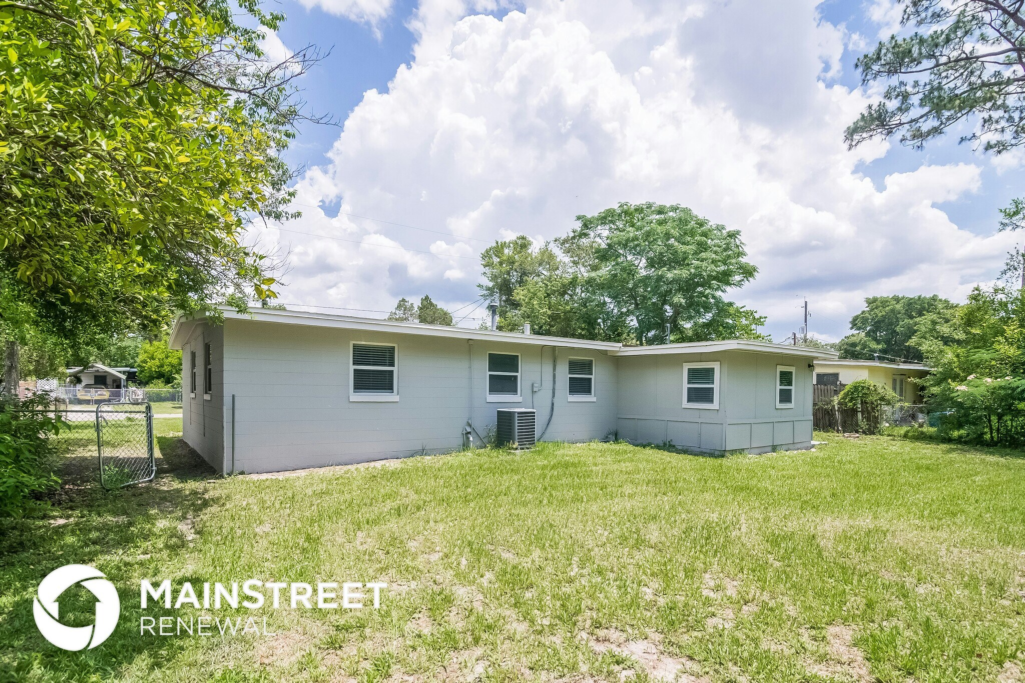 Building Photo - 1038 Pheasant Dr