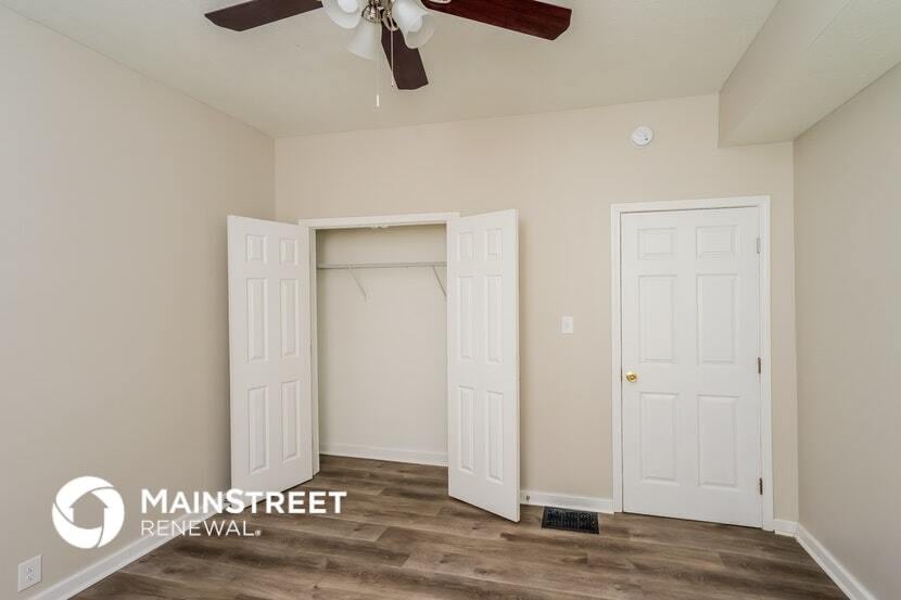 Building Photo - 1105 S 32nd St